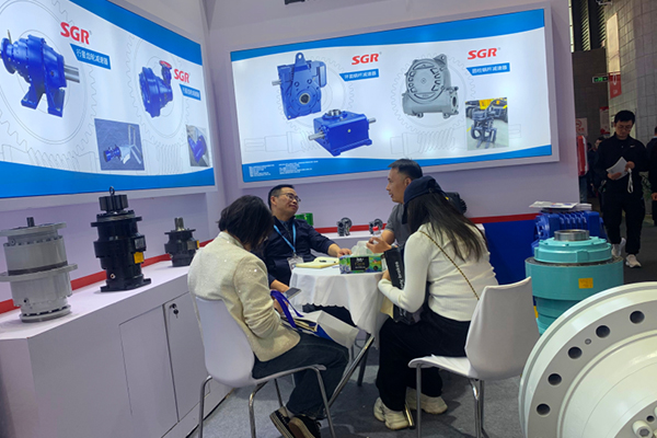 Cajas de cambios SGR en PTC ASIA 2024